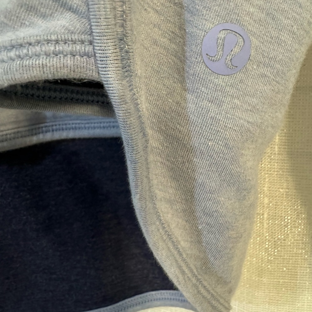 Lululemon timeout Women's Hoodie Size 8 - Picture 8 of 11
